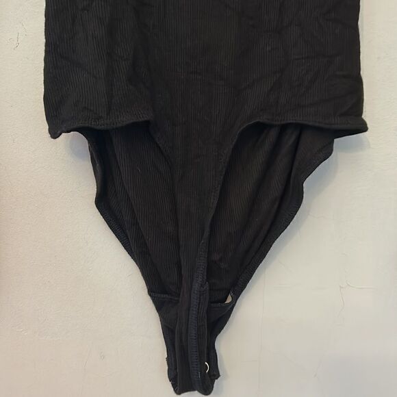 Philanthropy black long sleeve bodysuit Size S New - Picture 8 of 10
